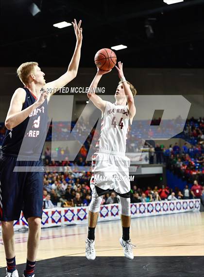 Thumbnail 3 in Pea Ridge vs. Baptist Prep (AAA 4A Final) photogallery.