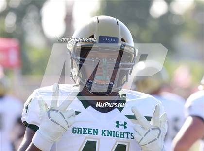 Thumbnail 3 in JSerra Catholic vs. St. Joseph Regional (Honor Bowl) photogallery.