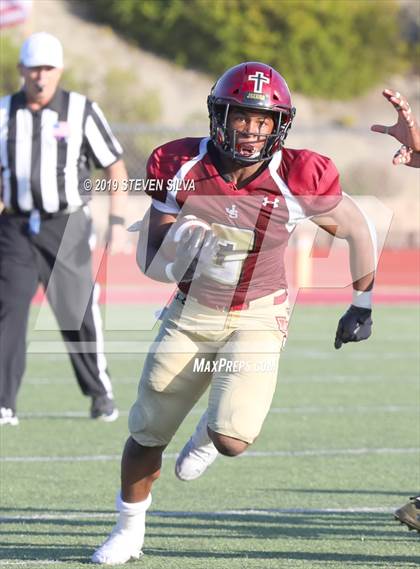 Thumbnail 1 in JSerra Catholic vs. St. Joseph Regional (Honor Bowl) photogallery.
