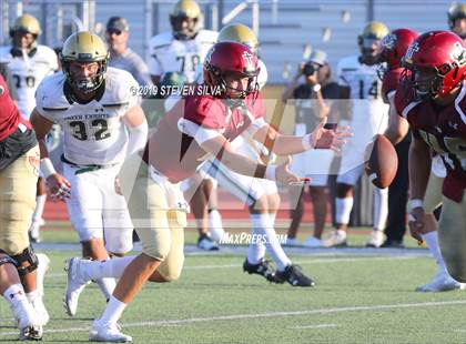 Thumbnail 1 in JSerra Catholic vs. St. Joseph Regional (Honor Bowl) photogallery.