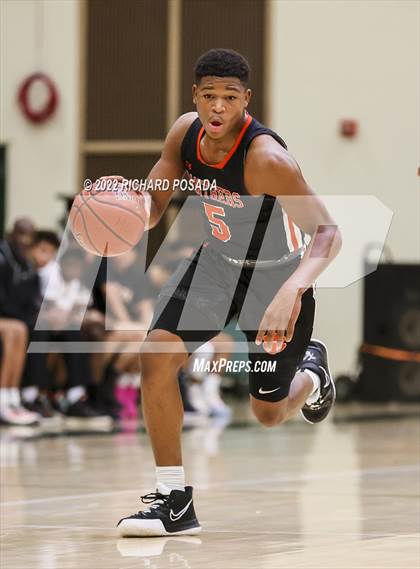 Thumbnail 1 in Central vs. TMI-Episcopal photogallery.
