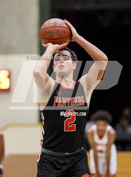 Thumbnail 3 in Central vs. TMI-Episcopal photogallery.