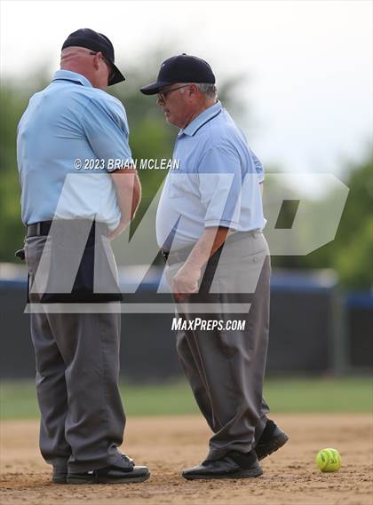 Thumbnail 3 in Dallas HSAA Red @ Southwest Christian School photogallery.