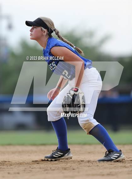 Thumbnail 2 in Dallas HSAA Red @ Southwest Christian School photogallery.