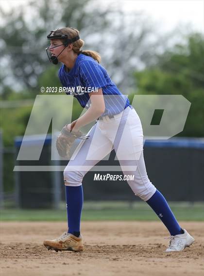 Thumbnail 3 in Dallas HSAA Red @ Southwest Christian School photogallery.