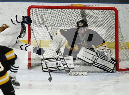Thumbnail 3 in Warroad @ Bemidji photogallery.