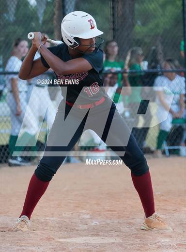 null - Photo 01