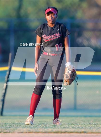 Thumbnail 3 in Brookwood vs. Buford (GHSA 6A State Tournament) photogallery.