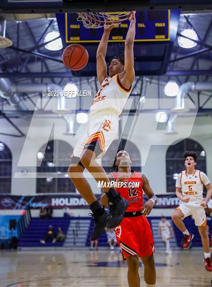 Thumbnail 1 in Sagemont Prep vs Bergen Catholic (Miami Holiday Invitational) photogallery.