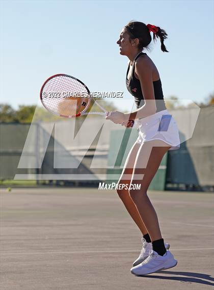 Thumbnail 2 in The Woodlands vs Memorial (UIL Class 6A Team Tennis Semifinal) photogallery.