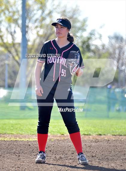 Thumbnail 2 in Yuba City vs. Foothill (Pleasant Valley Tournament) photogallery.