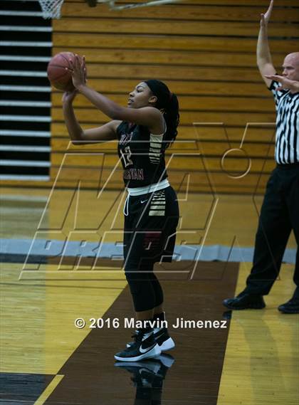 Thumbnail 3 in Oaks Christian @ Calabasas photogallery.