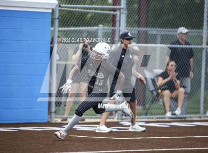 Thumbnail 3 in Guyer vs. Forney (UIL 6A Softball State Semifinals Div II) photogallery.