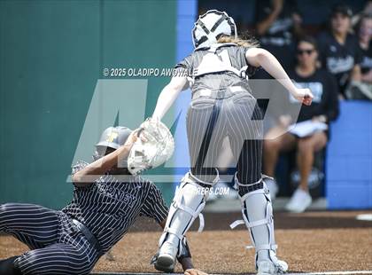Thumbnail 2 in Guyer vs. Forney (UIL 6A Softball State Semifinals Div II) photogallery.