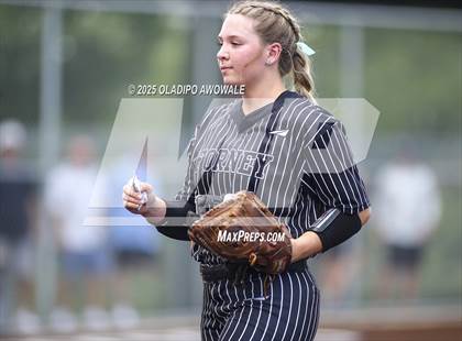 Thumbnail 2 in Guyer vs. Forney (UIL 6A Softball State Semifinals Div II) photogallery.