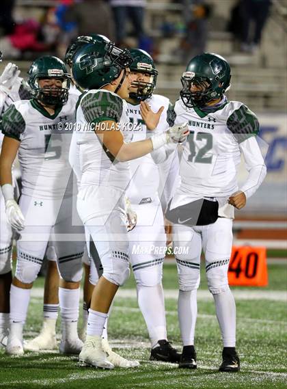 Thumbnail 3 in Canoga Park vs. Franklin (CIF LACS D2 Final) photogallery.