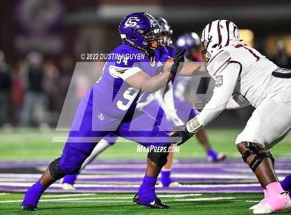 Thumbnail 3 in A&M Consolidated @ College Station photogallery.