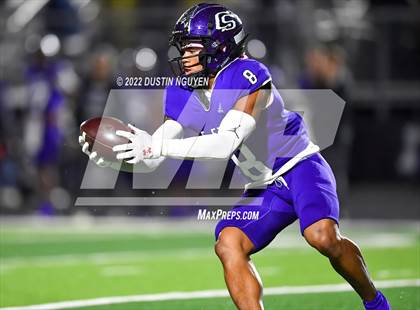 Thumbnail 1 in A&M Consolidated @ College Station photogallery.