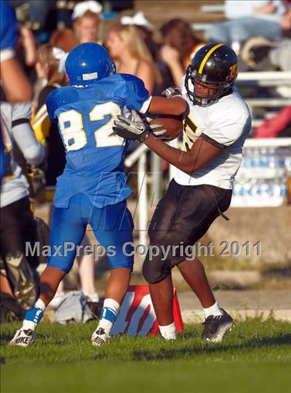 Thumbnail 3 in Rio Linda @ Del Campo photogallery.