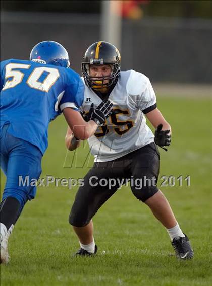 Thumbnail 3 in Rio Linda @ Del Campo photogallery.