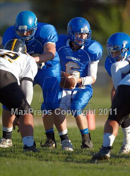 Thumbnail 3 in Rio Linda @ Del Campo photogallery.