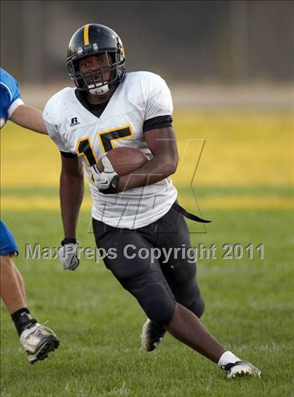 Thumbnail 3 in Rio Linda @ Del Campo photogallery.