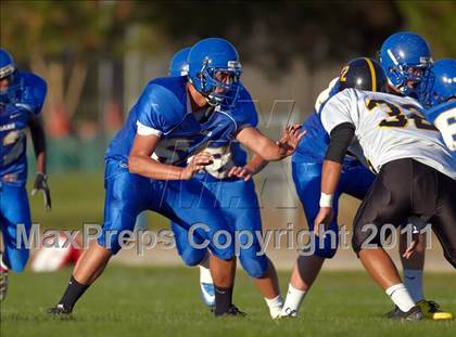 Thumbnail 3 in Rio Linda @ Del Campo photogallery.