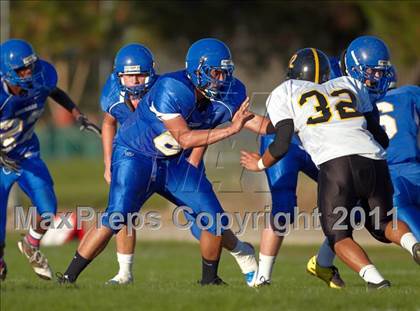 Thumbnail 1 in Rio Linda @ Del Campo photogallery.