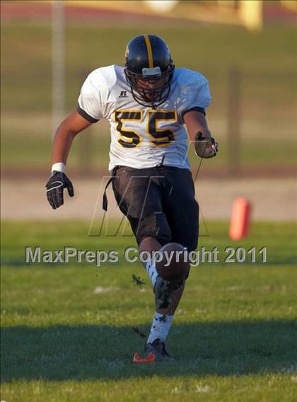 Thumbnail 2 in Rio Linda @ Del Campo photogallery.
