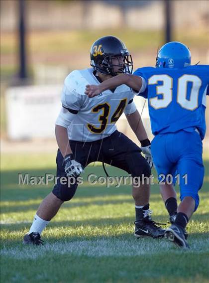 Thumbnail 3 in Rio Linda @ Del Campo photogallery.