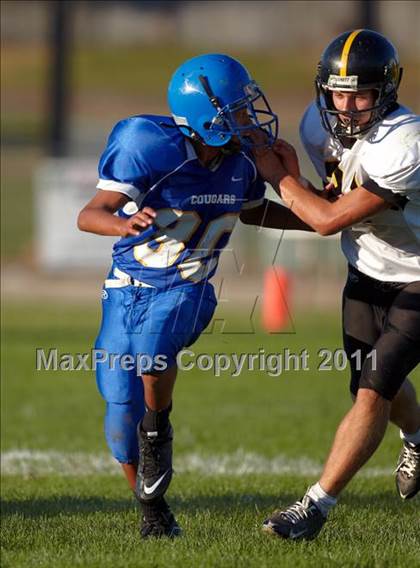 Thumbnail 3 in Rio Linda @ Del Campo photogallery.