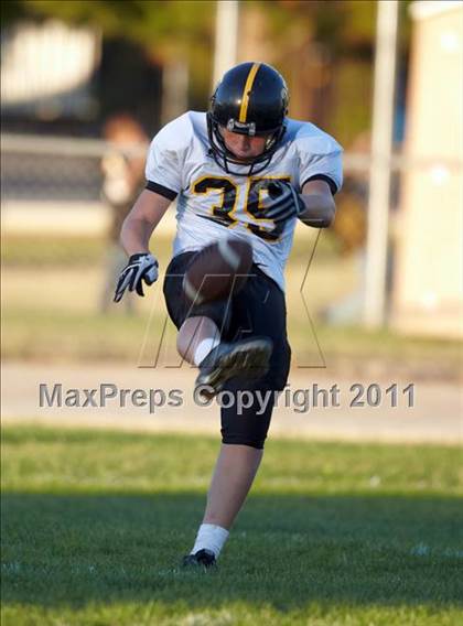 Thumbnail 1 in Rio Linda @ Del Campo photogallery.