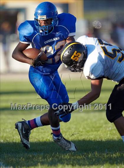 Thumbnail 3 in Rio Linda @ Del Campo photogallery.