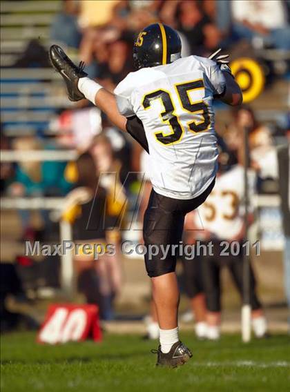 Thumbnail 3 in Rio Linda @ Del Campo photogallery.