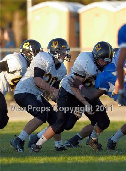 Thumbnail 3 in Rio Linda @ Del Campo photogallery.