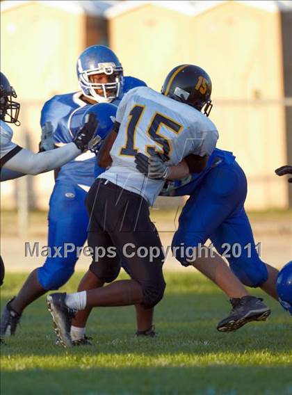 Thumbnail 3 in Rio Linda @ Del Campo photogallery.