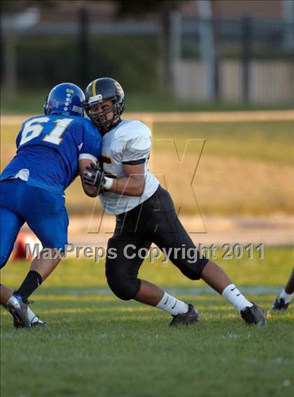 Thumbnail 2 in Rio Linda @ Del Campo photogallery.