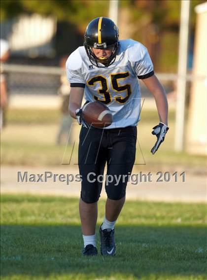 Thumbnail 2 in Rio Linda @ Del Campo photogallery.