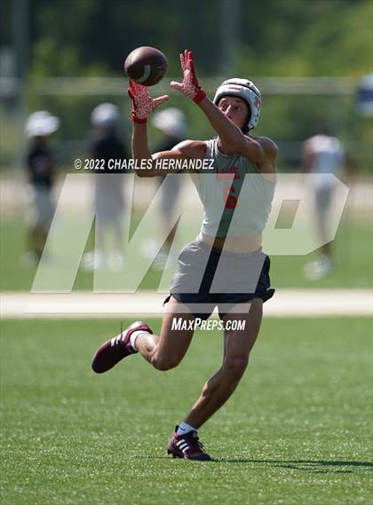 Thumbnail 2 in Lake Belton vs Lake Creek (Texas 7 on 7 State Qualifier) photogallery.