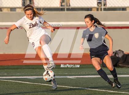 Thumbnail 3 in Claremont vs St. Lucy's (Claremont Tournament) photogallery.