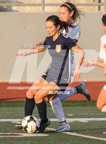 Thumbnail 2 in Claremont vs St. Lucy's (Claremont Tournament) photogallery.
