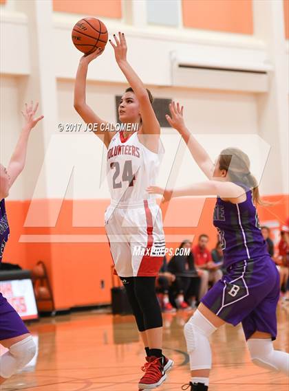 Thumbnail 1 in Boerne vs Lee [Robert E.] (SAISD Invitational) photogallery.