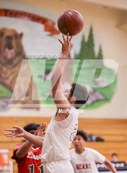 Thumbnail 2 in Lindsay @ Selma photogallery.