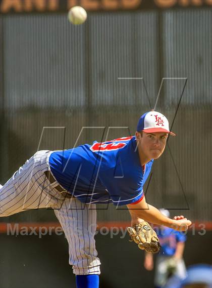 Thumbnail 3 in Huntington Beach vs. Los Alamitos photogallery.