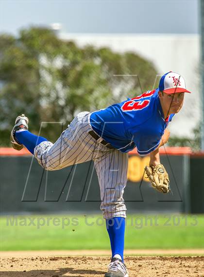 Thumbnail 3 in Huntington Beach vs. Los Alamitos photogallery.