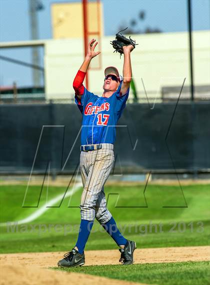 Thumbnail 1 in Huntington Beach vs. Los Alamitos photogallery.