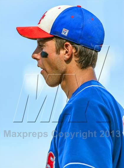Thumbnail 3 in Huntington Beach vs. Los Alamitos photogallery.