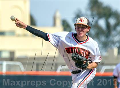 Thumbnail 1 in Huntington Beach vs. Los Alamitos photogallery.