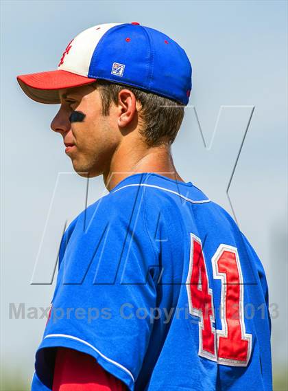 Thumbnail 2 in Huntington Beach vs. Los Alamitos photogallery.