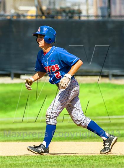 Thumbnail 2 in Huntington Beach vs. Los Alamitos photogallery.
